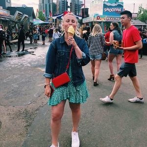 Meet your Posher, Sydney